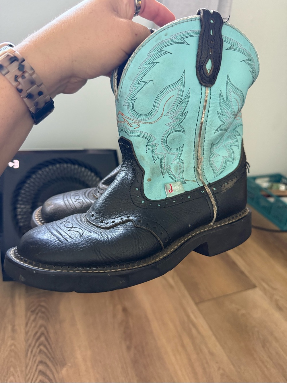 Women’s Western Cowboy Boots - Turquoise & Black